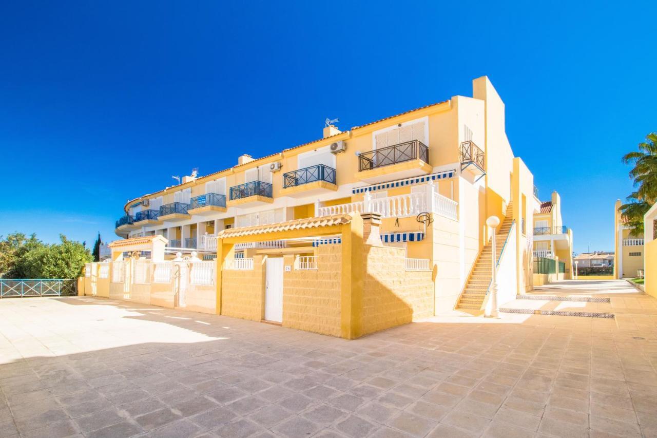 Nice House With Tennis Court,Sports And Playground Villa Torrevieja Kültér fotó